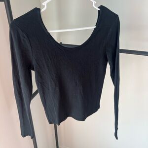 NWT Chaser Black Long Sleeve Crop Top Size Small